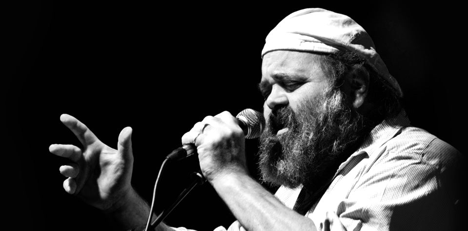 Immagine di Bomba intelligente vince la Targa Tenco!