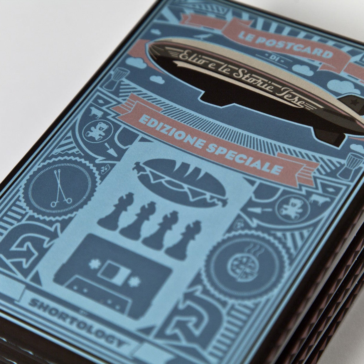 EelST e Shortology: il set di cartoline
